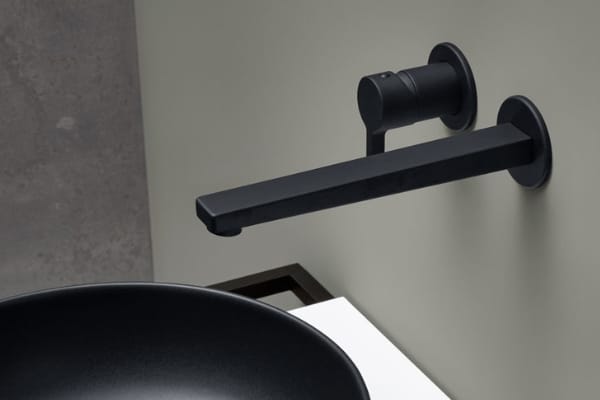 ©DIANA L100 Black Unterputz Waschtischmischer