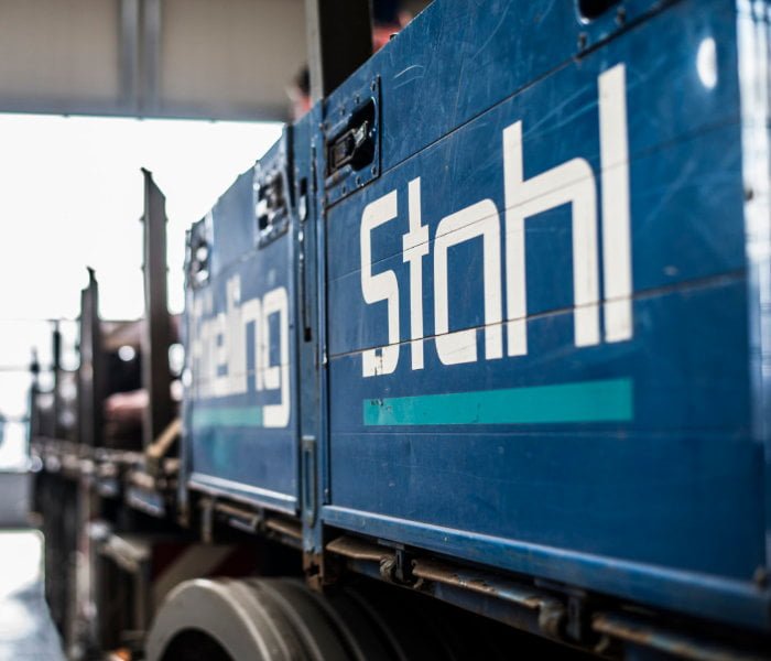 Schnelle und pünktliche Lieferung zur Baustelle