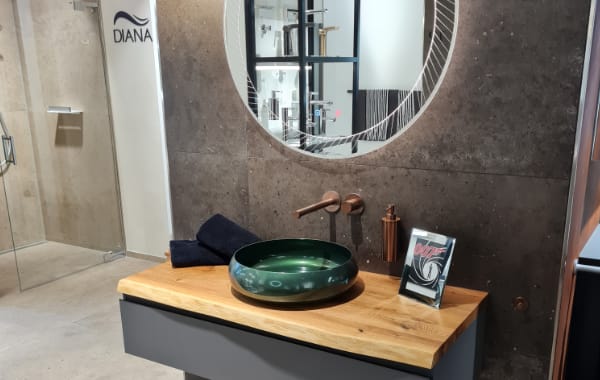 DIANA L700 - Badmöbel