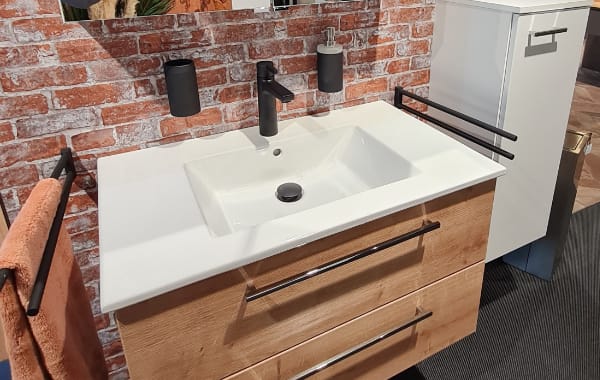 DIANA O100 - Badmöbel